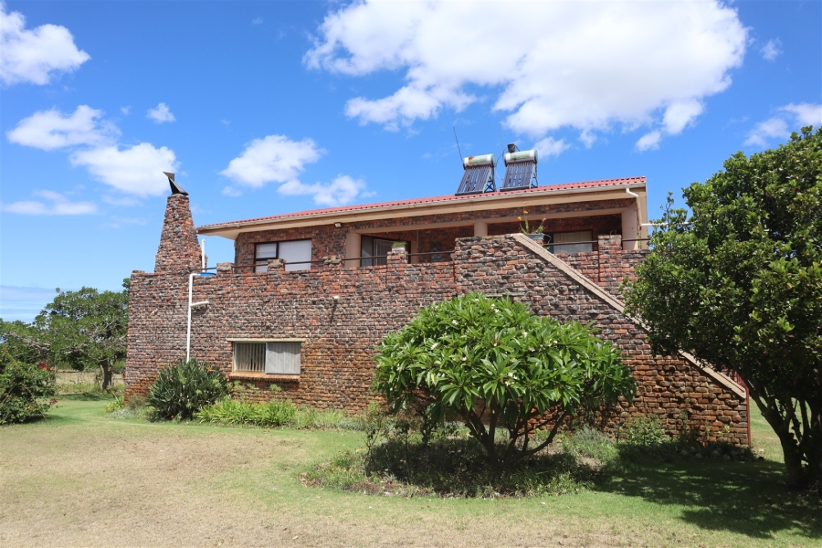 Commercial Property for Sale in Kabeljauws Eastern Cape